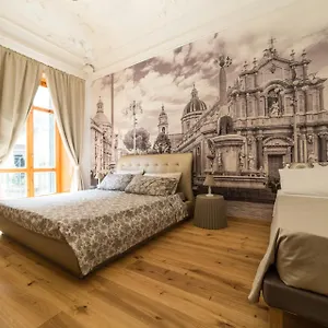 Umberto Flat Center Catania